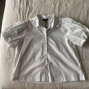 Modern Works White Textured Button Front Blouse NWT Size M